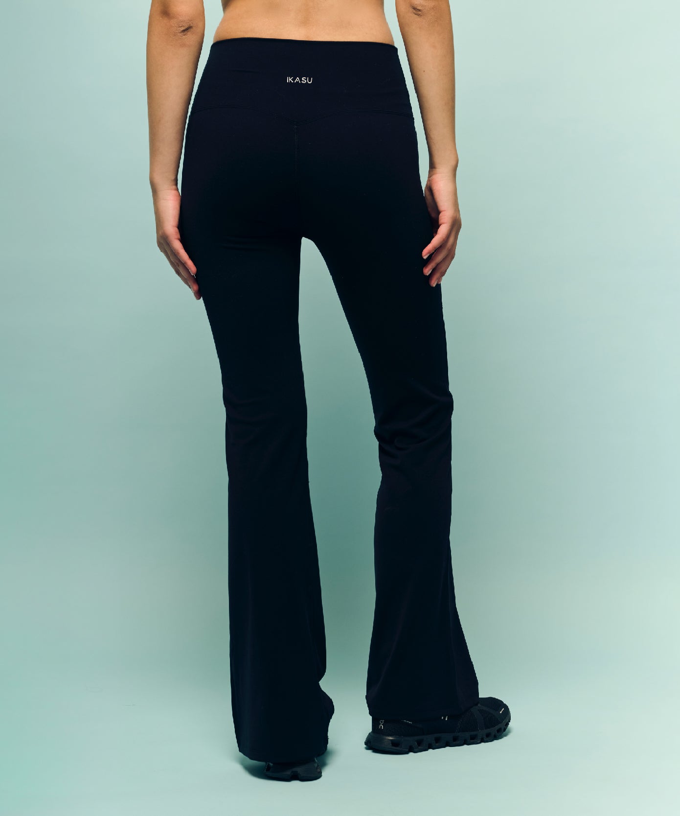 NOOR Flare Pant - Black