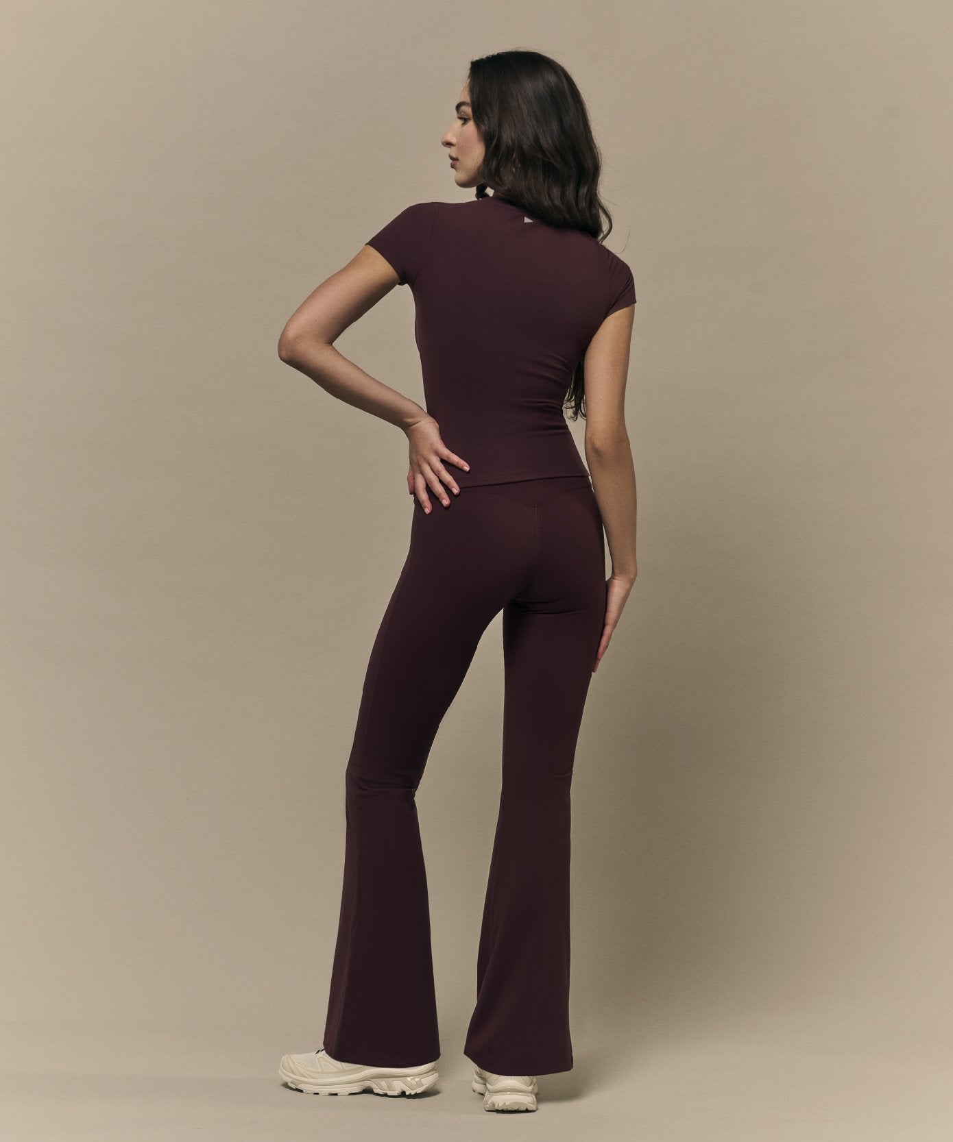 NOOR Short Sleeve Top - Burgundy